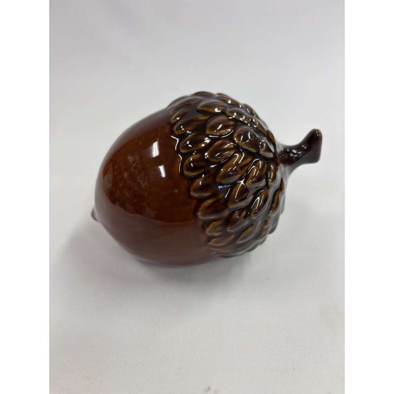 Żołądź ceramiczny